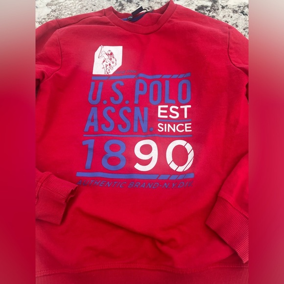 U.S. Polo Assn. Red Boy’s Sweater-size L - Picture 2 of 3
